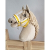 Cavezza per Cavallo Bastone Giallo con Pelliccia Bianca