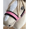 Cavezza per Il Tuo Cavallo Hobby Rosa con Pelliccia Nera
