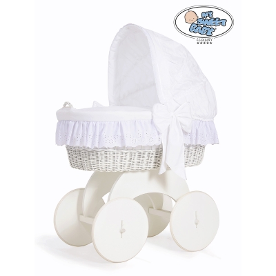 Culla per neonati in vimini bianco