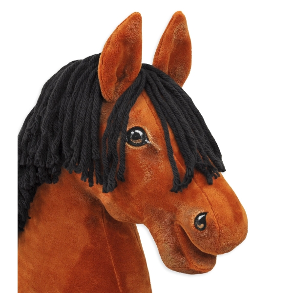 Un bel cavallo su un bastone per hobby horsing