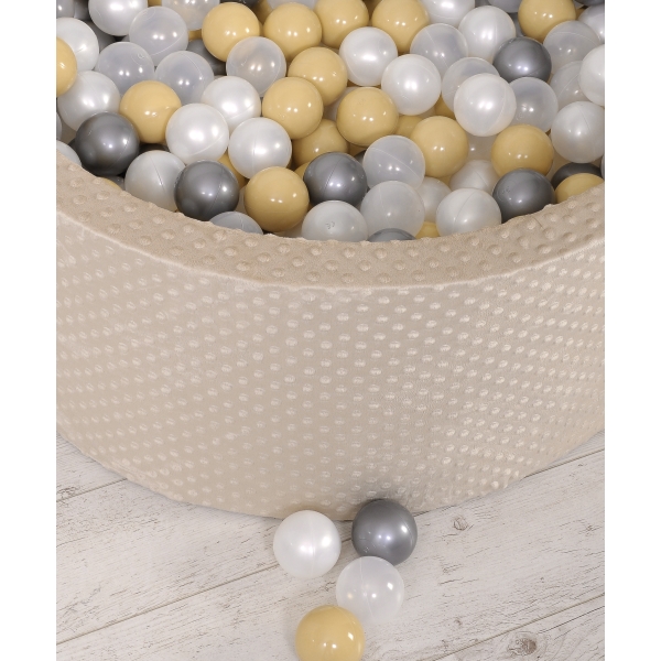 Piscina con palline per la cameretta beige