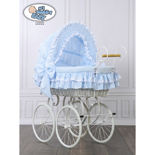 Romantica Culla Vintage in Vimini Completa Blu Vittoria