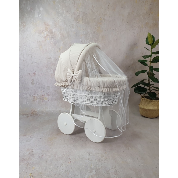 Set di lenzuola beige per culla in vimini con cappottina